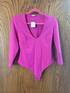 NEW WITH TAGS // Fuchsia V-Neck Long Sleeve Bodysuit (Free People, Medium)